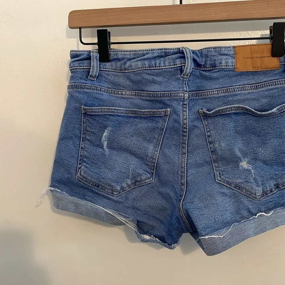 Zara Distressed Denim Shorts 4